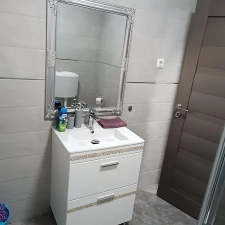 Mira Apartment
