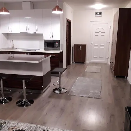 Mira Apartment *